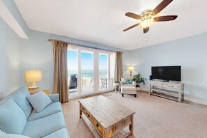 TV, offices - 17th-floor condo with Gulf view, beach access, pools, hot tubs, gym & sauna (Panama City Beach)