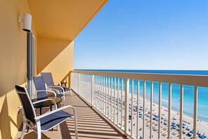 Property grounds - Cozy Calypso condo with balcony & view of the Gulf & Pool (Panama City Beach)