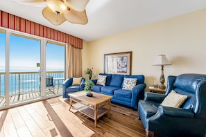 TV, DVD player, offices - Waterfront condo with balcony, pools, gym & central AC (Panama City Beach)