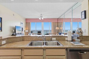 Interior - Summer Beach Service Included for this Spacious beachfront condo with full kitchen, shared pool and beach access (Fort Walton Beach)