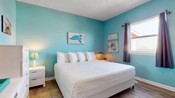 1 bedroom, iron/ironing board, travel crib, WiFi