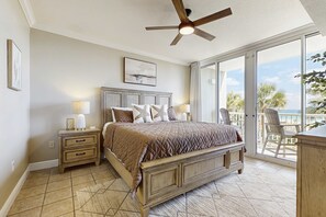 3 bedrooms, iron/ironing board, travel cot, WiFi - Gorgeous beachfront condo, shared pool and beach access (Fort Walton Beach)
