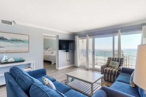 TV, DVD player, offices - Inviting Oceanfront Condo with pool, Gym, Tennis, Gulf Views (Miramar Beach)