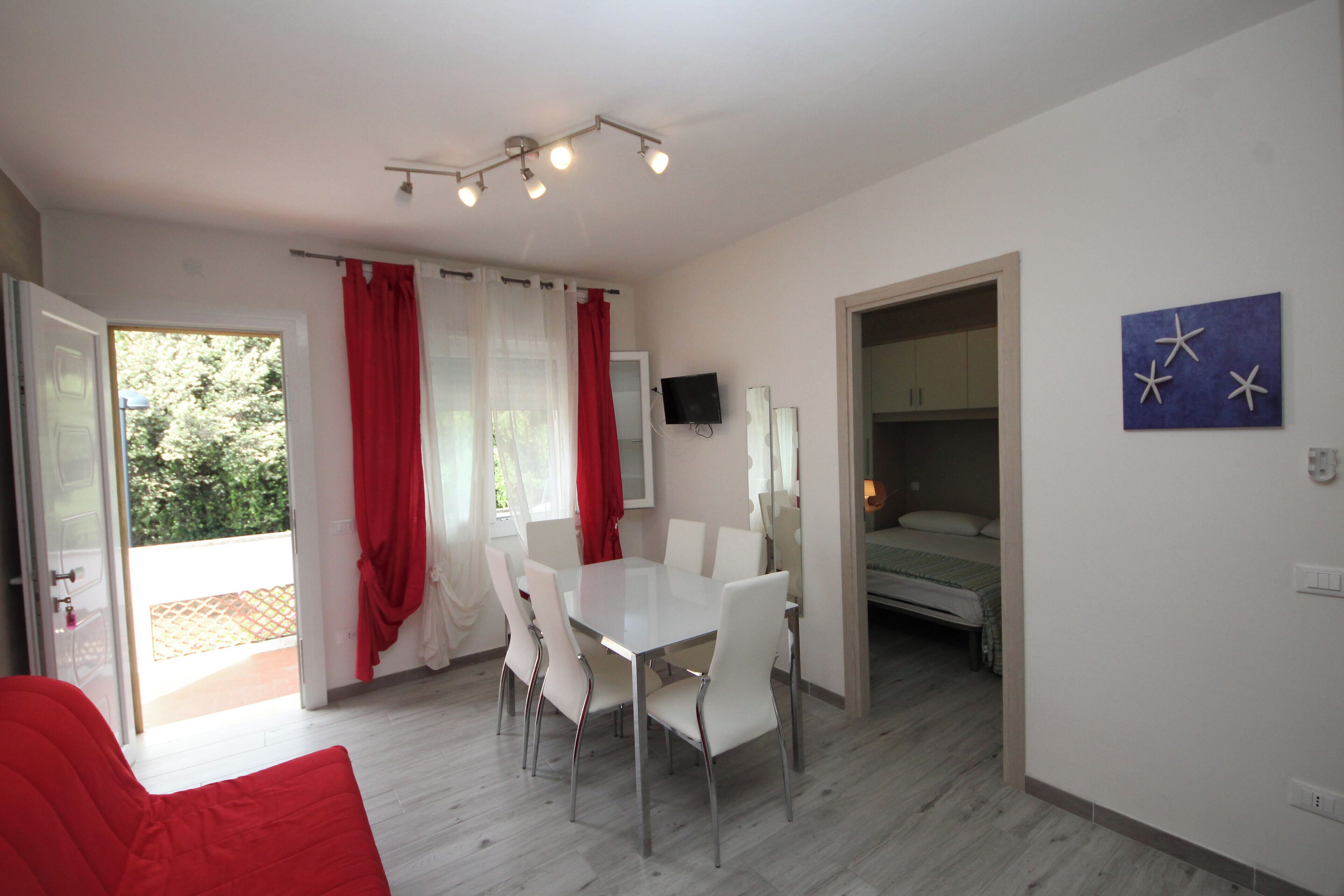 Appartamento, 2 camere da letto, vista giardino | Sala da pranzo