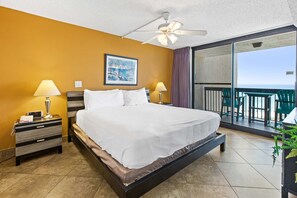1 bedroom, iron/ironing board, Internet, bed sheets - Open Unit, On-site pool w/ hot tub/splash pad, Restaurant/bar, water view (Destin)