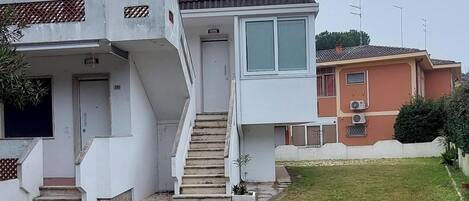 Apartment, 1 Bedroom, Garden View | Exterior