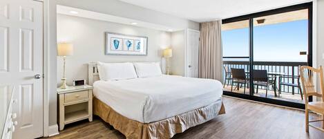 3 bedrooms, iron/ironing board, internet, bed sheets