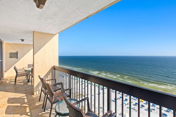Property grounds - Gulf-front condo with balcony overlooking beach & water - hardwood floors (Destin)
