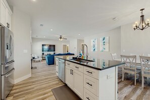Interior - Dog friendly, coastal retreat with fenced yard, private pool, golf cart and cove (Mexico Beach)