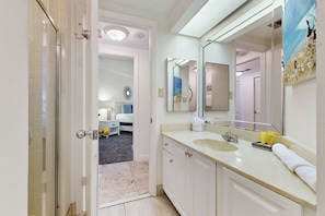 Shower - Contemporary Condo with Pool & Hot Tub - Partial Ocean Views, On-Site Golf (Miramar Beach)