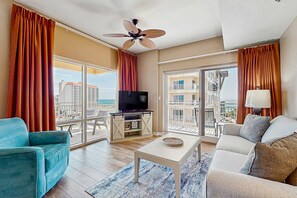 TV, DVD player, offices - Dreamy coastal condo w/ ocean view on-site pool, hot tub & easy beach access (Miramar Beach)
