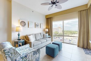 TV, DVD player - Sparkling Luau II condo w/ marina, pools, tennis & golf (Miramar Beach)