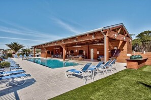Pool - Luxury Star-Wars themed home with game room, BBQ Area, & More (Miramar Beach)