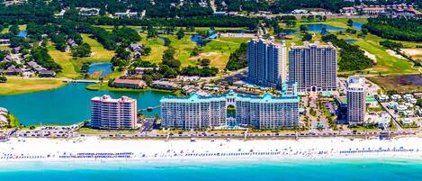 Playa en los alrededores