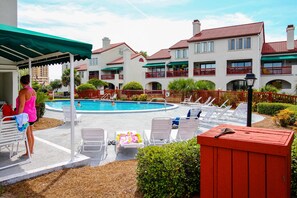 Pool - Snowbird-friendly studio with boat dock, beach access & pool (Panama City Beach)