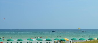 Fifth-floor, Gulf view condo with a washer&dryer, pool, tennis, & fitness room
