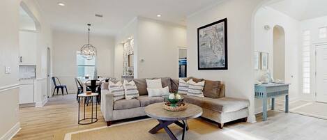 Televisión, reproductor de DVD, oficina