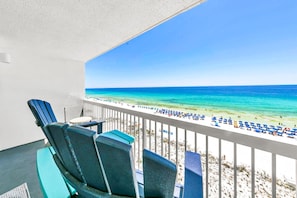 Property grounds - Pelican Beach Resort Beachfront, 9th Floor Gulf Views, Pools, Destin (Destin)