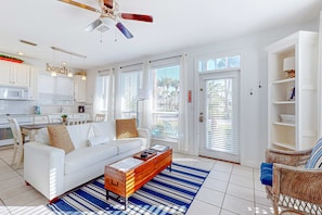 Televisión y oficina 