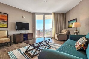 TV, DVD player, offices - Comfortable, Open unit, Stunning Views, Minutes to Entertainment (Destin)