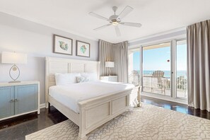 3 bedrooms, iron/ironing board, WiFi - Contemporary condo near the beach Shared pool, gym & theater for guests (Destin)