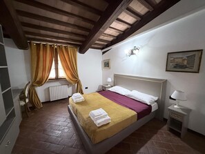 Immagine non classificata, 5 di 18, pulsante