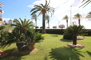 Property grounds - Apartment Playazul Cambrils n first line of beach in Cambrils (Cambrils)