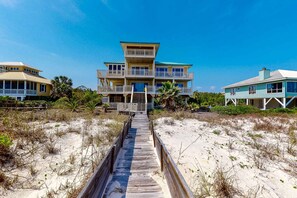 Exterior - Gorgeous beachfront home - washer/dryer, deck & central AC - community pool (St. George Island)