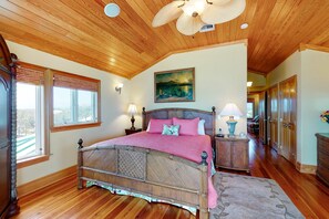 5 bedrooms, WiFi, bed sheets
