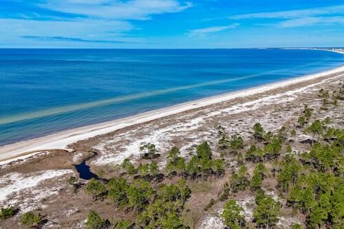 Brand-new beach house with pool, beach access, AC, & W/D