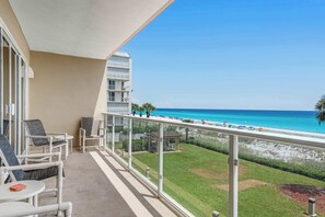 Property grounds - Stunning, waterfront home with Gulf views, pool & fitness room access (Destin)