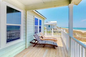 Property grounds - Dog-friendly beachfront bungalow with gorgeous views, outdoor shower, and deck (St. George Island)