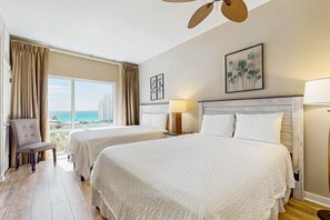 2 bedrooms, desk, iron/ironing board, WiFi - Gorgeous Studio/Suite-combo with shared pool & beach access (Miramar Beach)