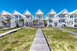 Exterior - Dog-friendly beachfront bungalow with private boardwalk, charcoal grill, and AC (St. George Island)