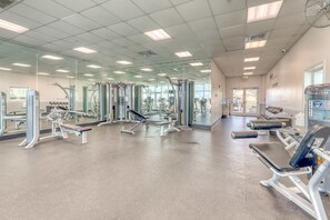 Fitness facility - Majestic Sun A407 | Beachfront Condo, Gulf Views! (Miramar Beach)