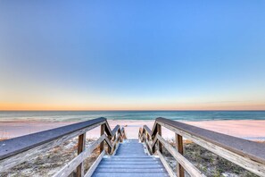On the beach - Majestic Sun A407 | Beachfront Condo, Gulf Views! (Miramar Beach)