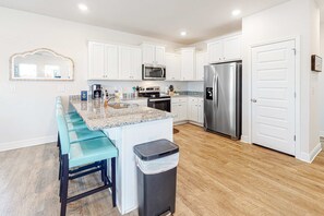 Fridge, microwave, oven, stovetop - Elegant Coastal Home w/Shared Pool, Tree-Lined View, 6-Minute Walk to the Beach (Port St. Joe)