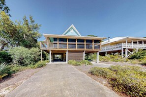 Exterior - Dog-Friendly Home with Shared Pool, High-Speed WiFi, Washer/Dryer, & Central AC (Cape San Blas)