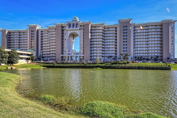 Exterior - Majestic Sun B308 | Beachfront Condo with Views! (Miramar Beach)