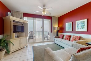 TV, DVD player - Majestic Sun B308 | Beachfront Condo with Views! (Miramar Beach)