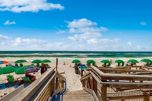 Beach - Islander 215 (Destin)