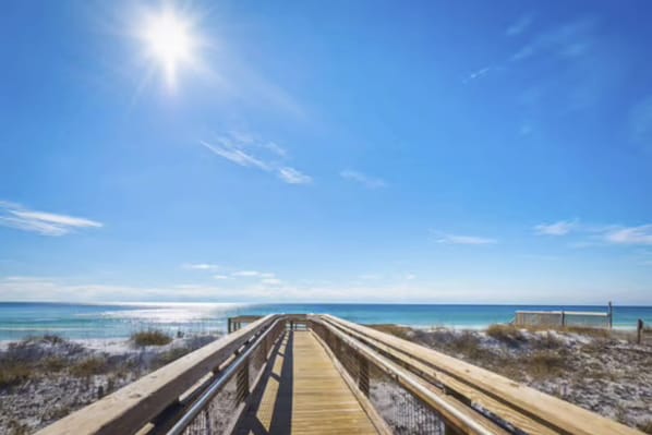 Beach - Sandpiper Cove 8244 (Destin)