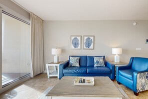 TV, offices - Sterling Shores 406 Dual-Suite gem at Sterling Shores with ocean views, two shared pools, AC, WiFi & W/D (Destin)