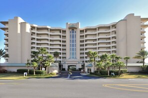 Exterior - 6th-floor updated Gulf-front retreat - near area attractions & restaurants (Perdido Key)