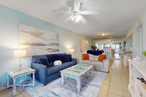TV, DVD player, offices - Updated, first-floor, open, airy condo with great views - close to dining (Fort Walton Beach)