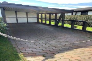 Property grounds - Freistehender Ferienbungalow im Fachwerkstil (Burhave)