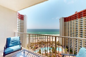 Property grounds - Updated oceanfront condo with pools, hot tub, W/D, AC, & views (Panama City Beach)