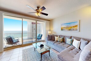 TV, DVD player, offices - Updated oceanfront condo with pools, hot tub, W/D, AC, & views (Panama City Beach)