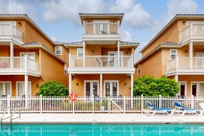 Pool - Ideal Coastal Retreat w/ Shared Pool, Private Balcony, & Beach Access Nearby (Panama City Beach)