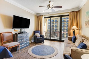 TV, DVD player, offices - Emerald Grande 922 (Destin)